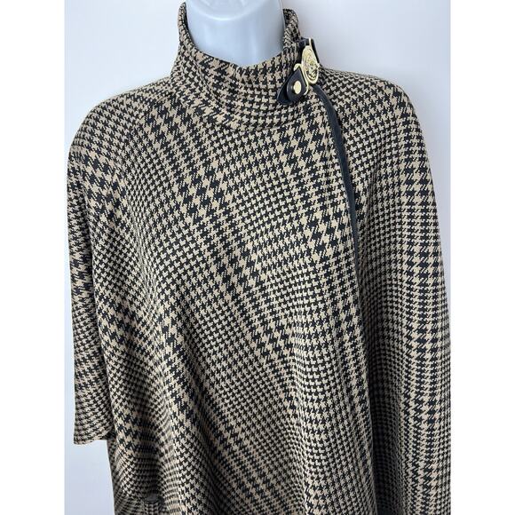 ANNE KLEIN High-Neck Plaid Sweater Cape One size - Picture 5 of 6